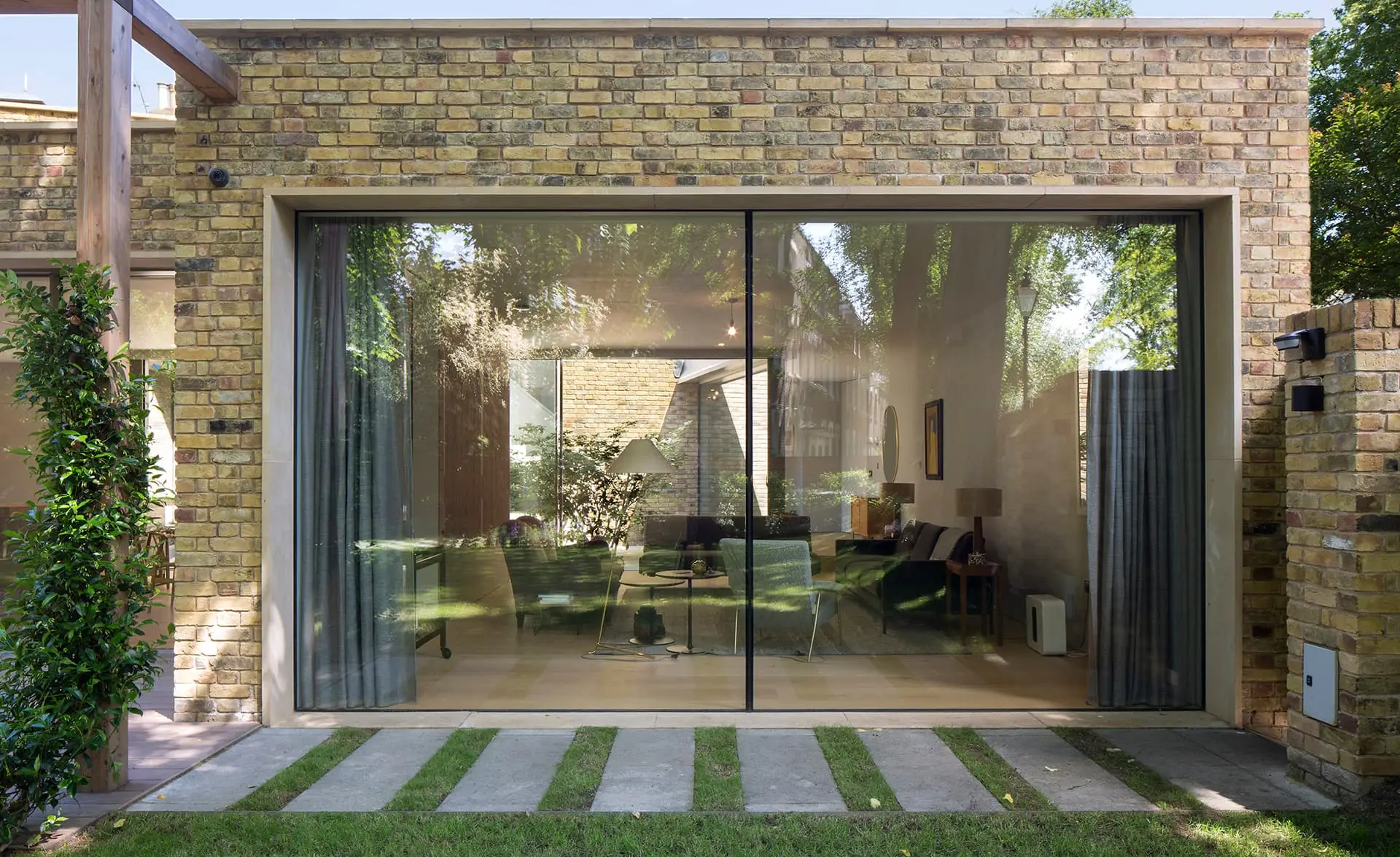 InfiniGlide - Sliding Aluminium Door
