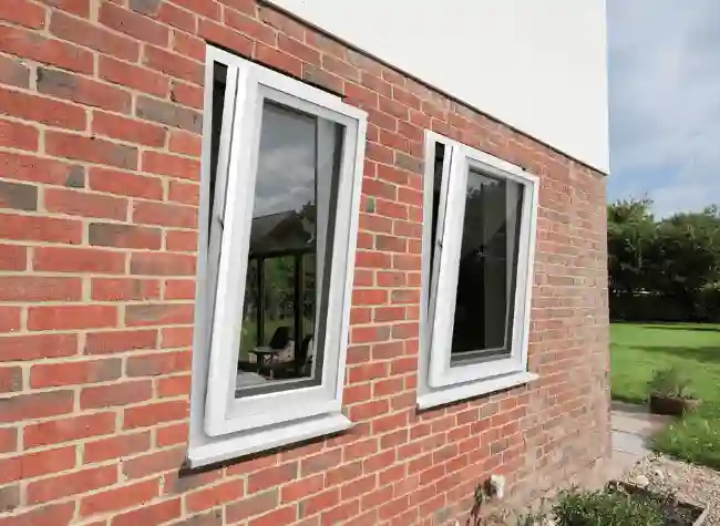 Liniar Tilt And Turn - UPVC Window