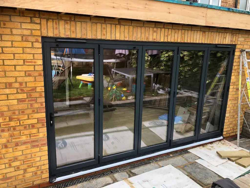 Unifold HI - Best Bifold Door Installer St Albans