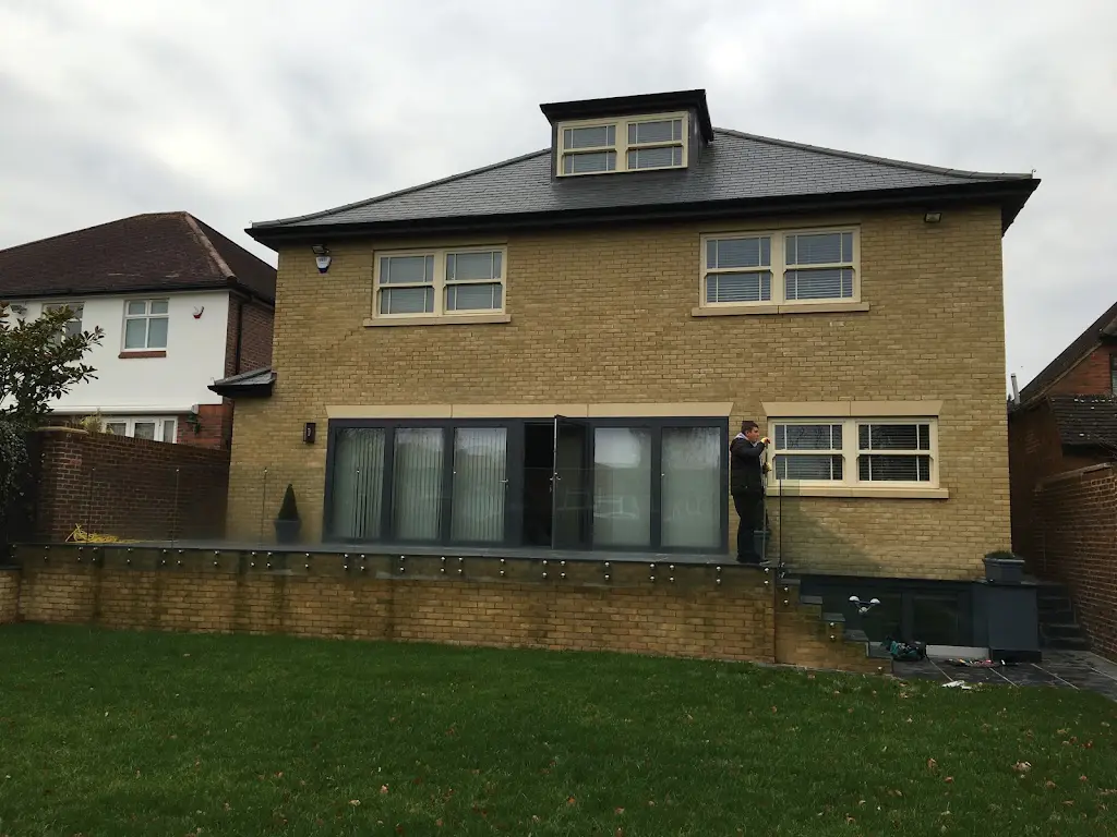Unifold HI - Bifold Doors Balustrades Harpenden
