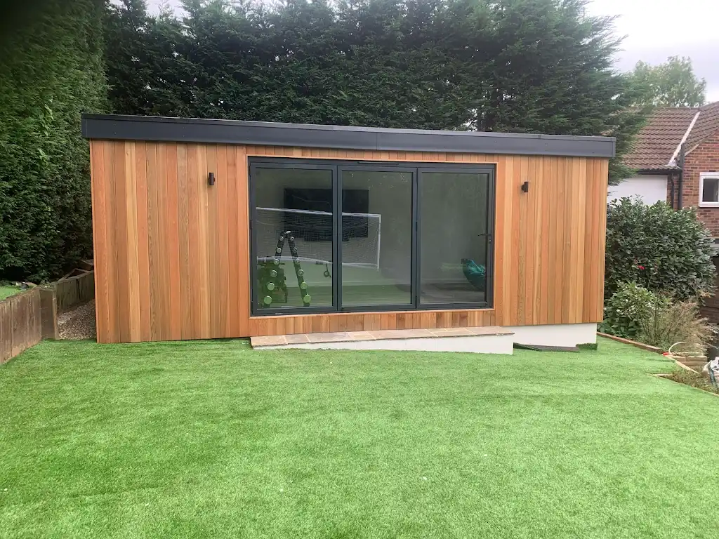 Unifold HI - Bifold Doors Garden Room