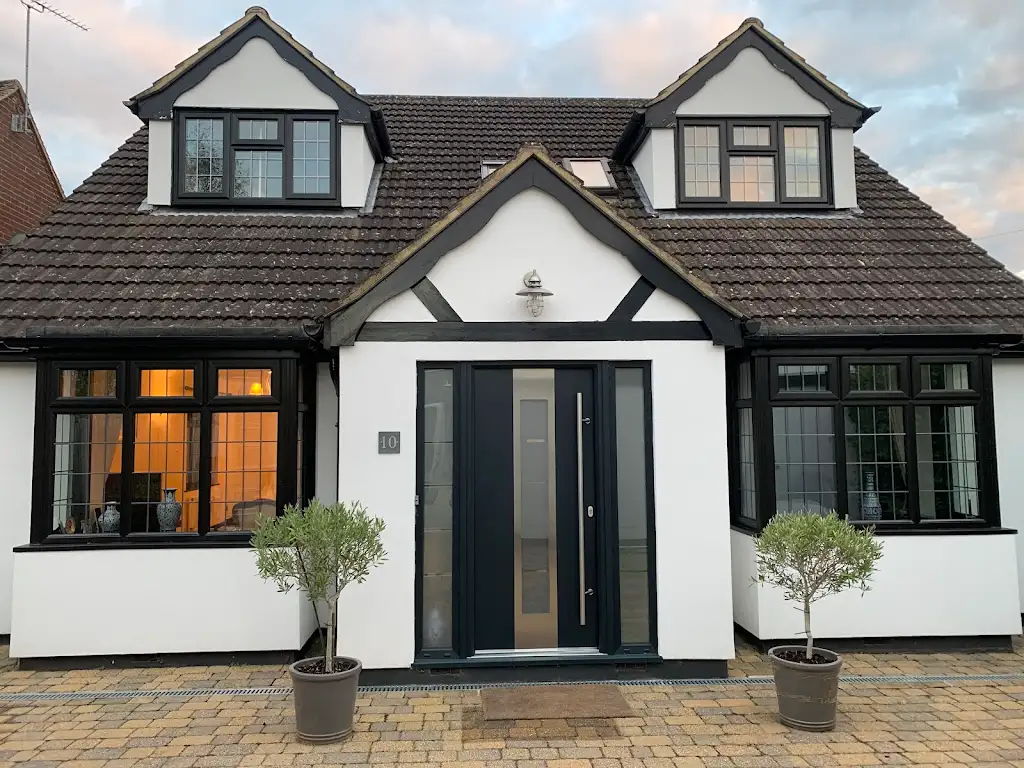 Liniar Casement - Black Window Frames