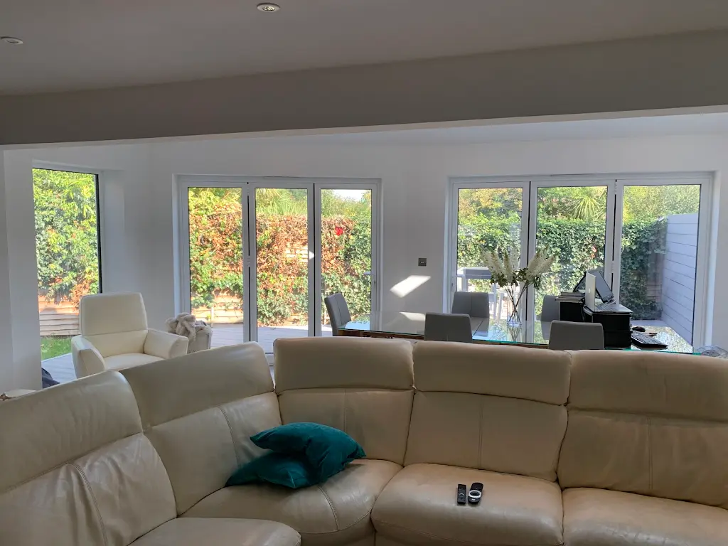 Unifold HI - White Aluminium Bifold Doors Harpenden