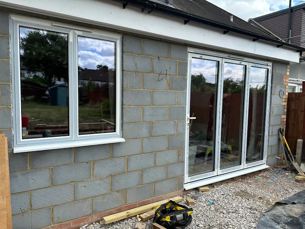 Unifold HI - White Aluminium Bifold Doors