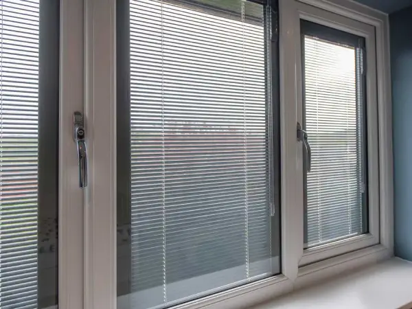 Integral Blinds For Windows 